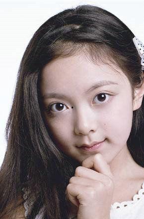 江心月个人资料,才情横溢的文艺才女，人生轨迹与创作历程的精彩演绎