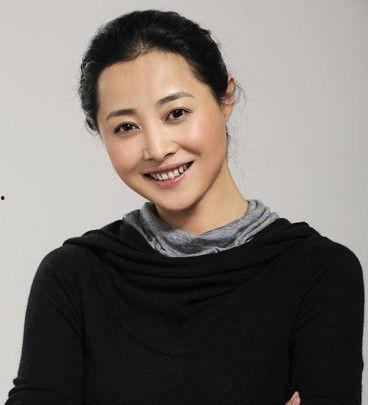 黄晟个人资料,才华横溢的青年才俊，多领域成就斐然