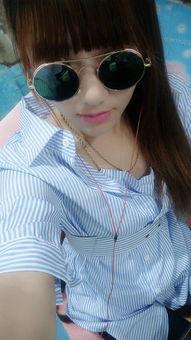 羞涩照片,捕捉那些难以言说的情感瞬间